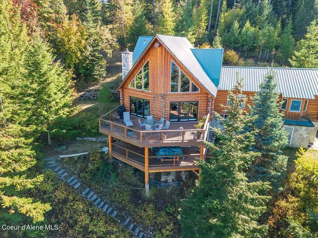 $1,499,999 | 867 East Pine Ridge Drive, Harrison, ID 83833