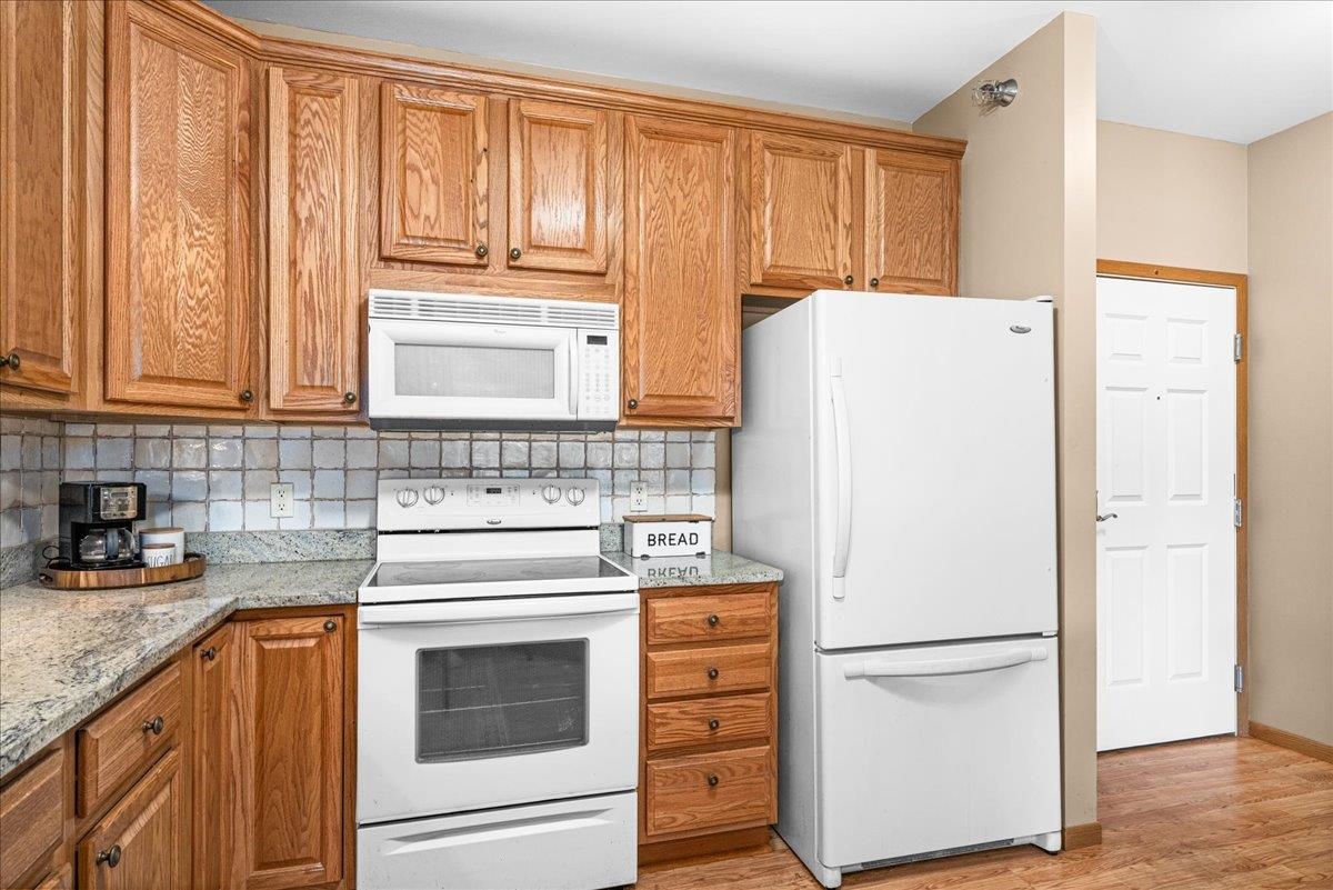 4042 Haines Road, Unit 313 Duluth, MN 55811 - Photo 5 of 25 Gallery Image 5