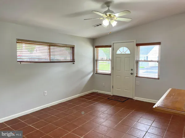 $1,595 | 5 Warfel Drive, Delaware City, DE 19706