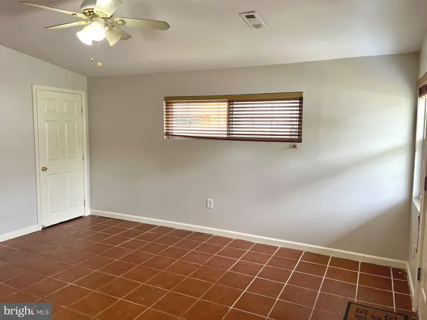$1,595 | 5 Warfel Drive, Delaware City, DE 19706