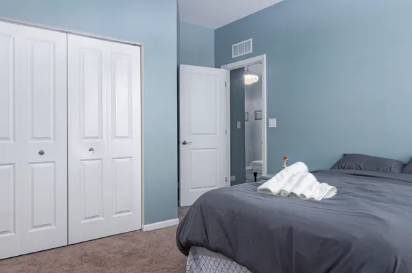 $473,000 | 303 Owen Court, Oswego, IL 60543