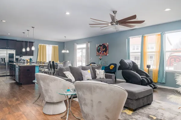 $473,000 | 303 Owen Court, Oswego, IL 60543