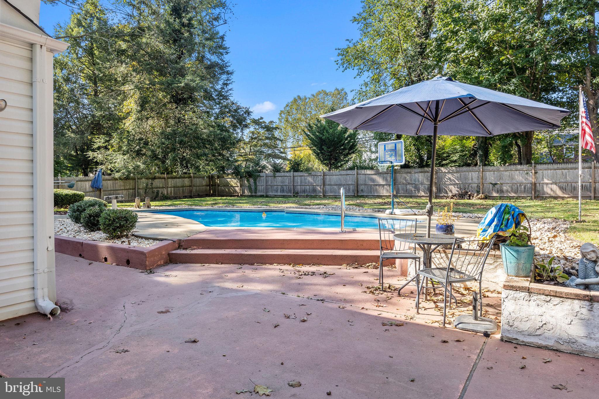 373 Saly Road Yardley, PA 19067 - Photo 19 of 27 Patio