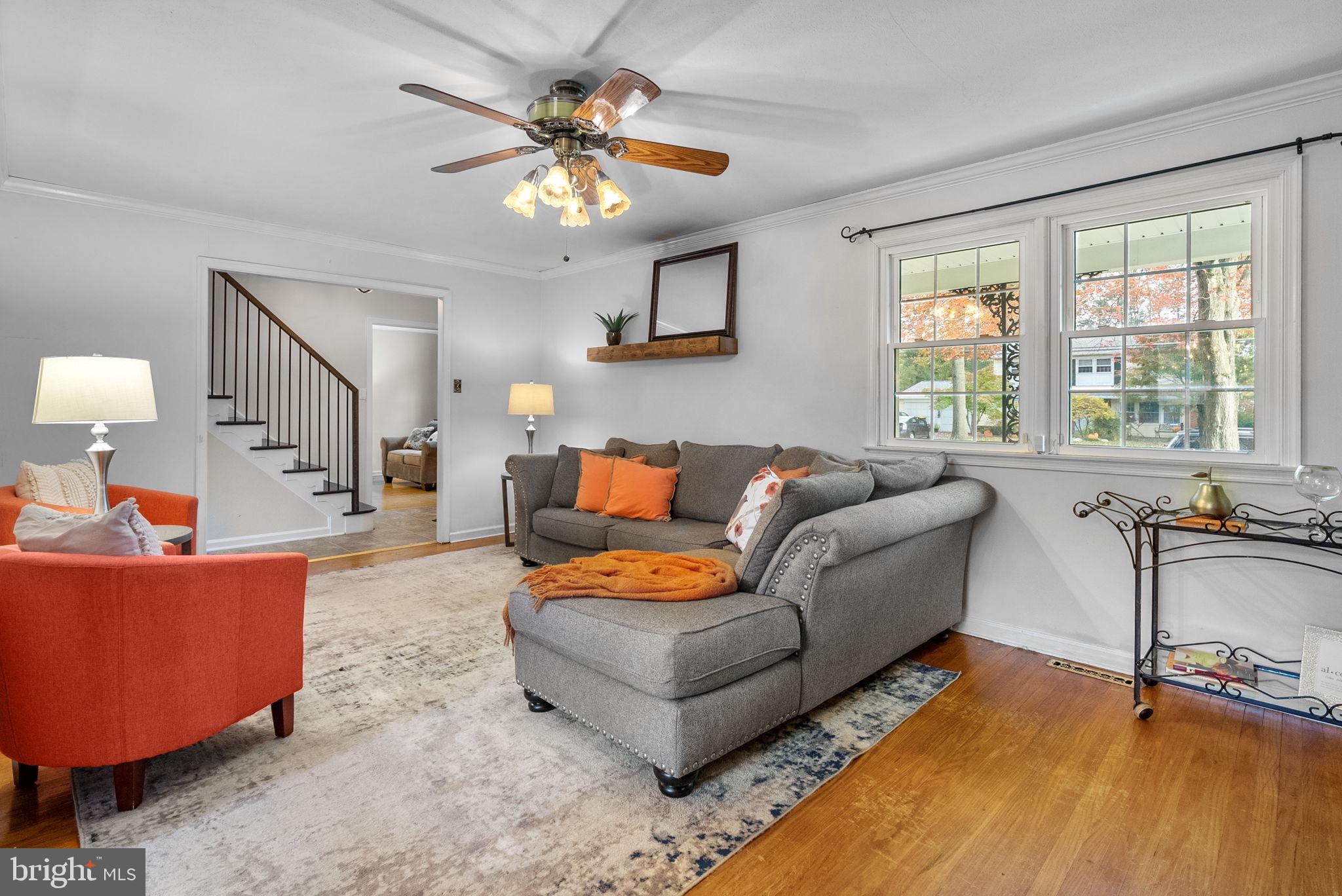 373 Saly Road Yardley, PA 19067 - Photo 7 of 27 Living room