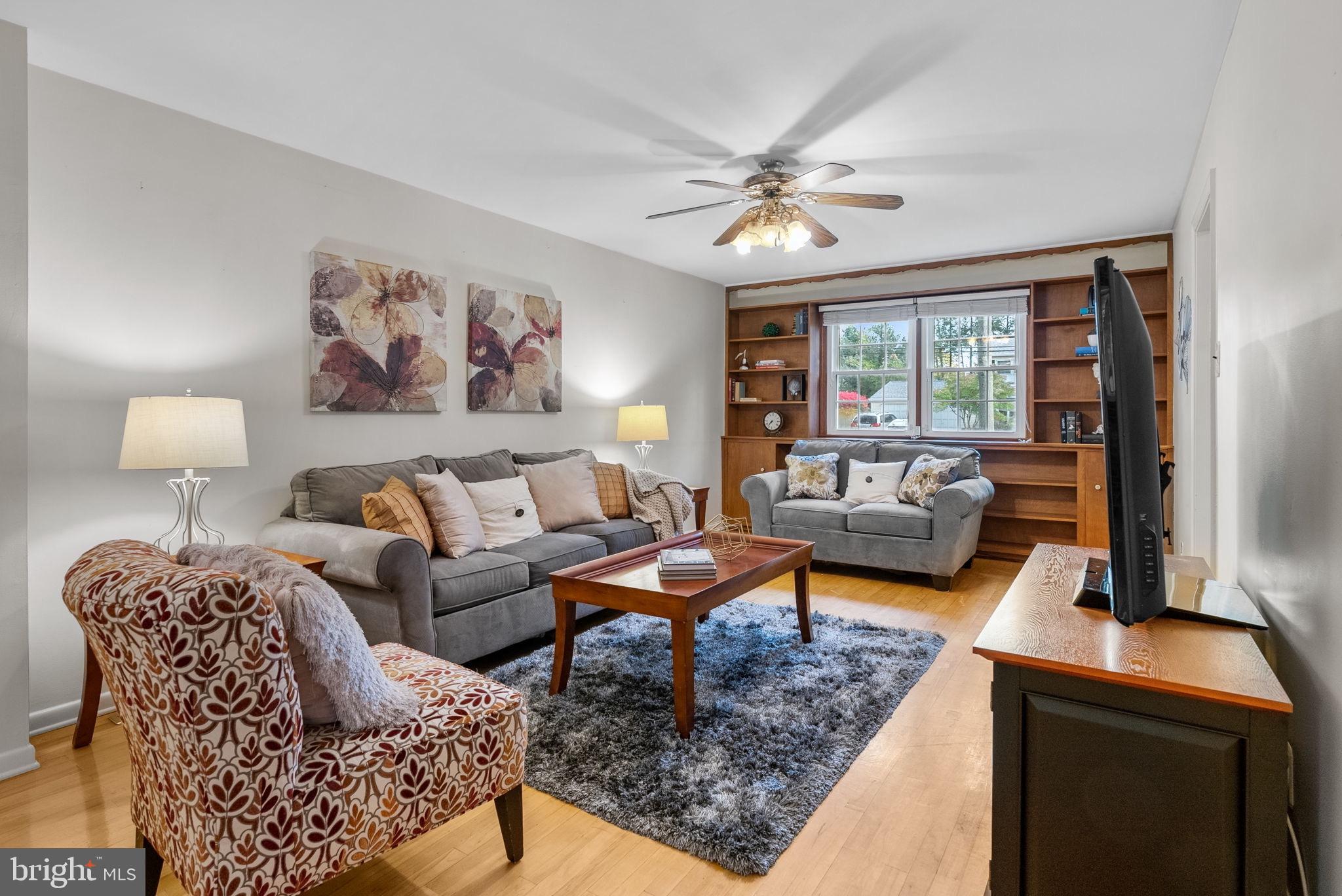 373 Saly Road Yardley, PA 19067 - Photo 8 of 27 Family Room