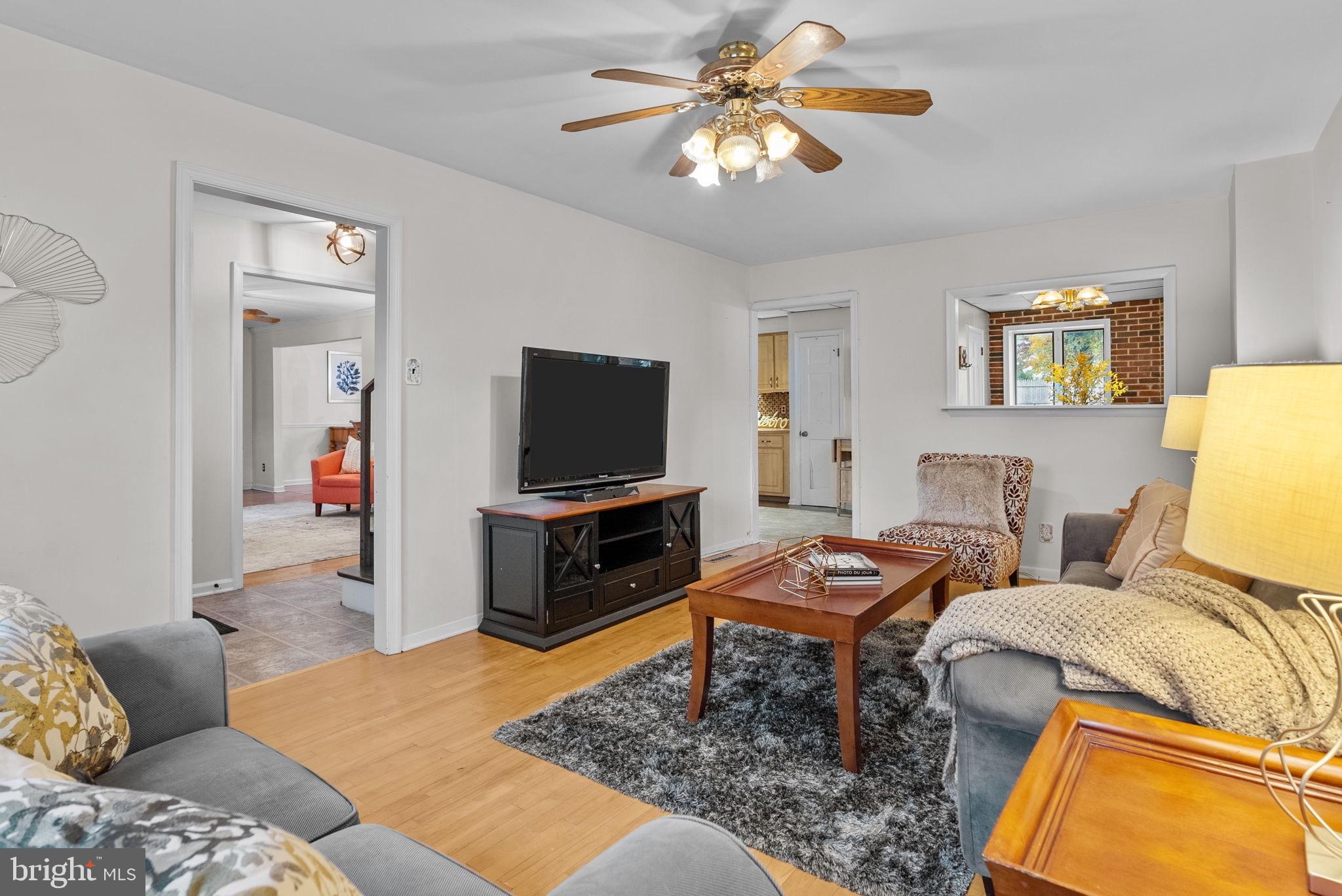 373 Saly Road Yardley, PA 19067 - Photo 9 of 27 Family room