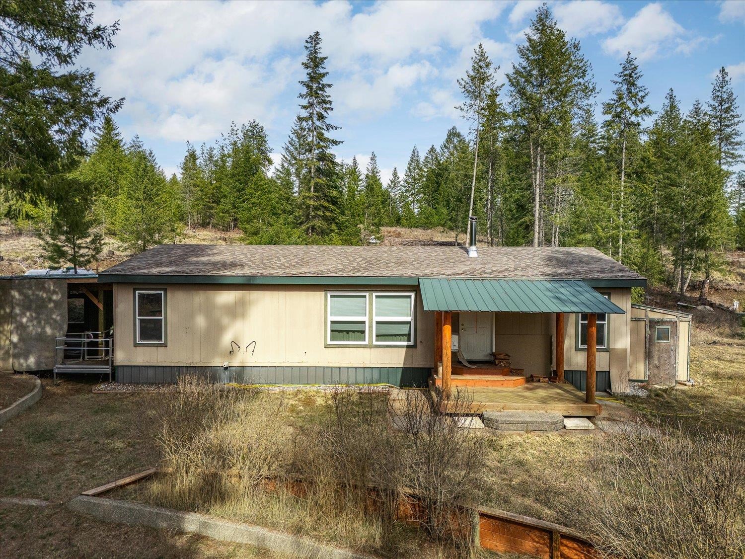 352 Independence Road Newport, WA 99156 - Photo 1 of 27 Gallery Image 1