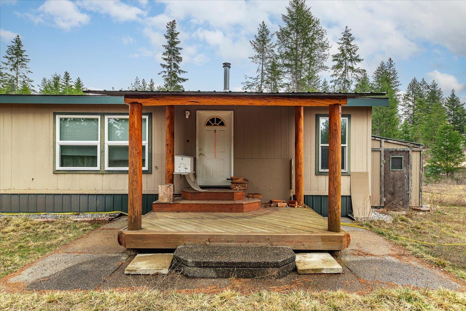 352 Independence Road Newport, WA 99156 - Photo 2 of 27 Gallery Image 2