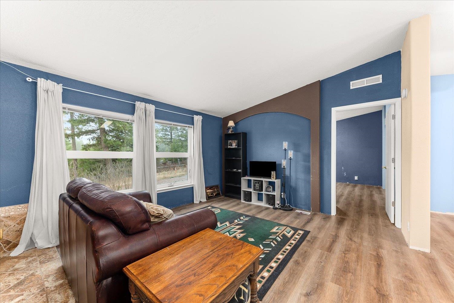 352 Independence Road Newport, WA 99156 - Photo 3 of 27 Gallery Image 3