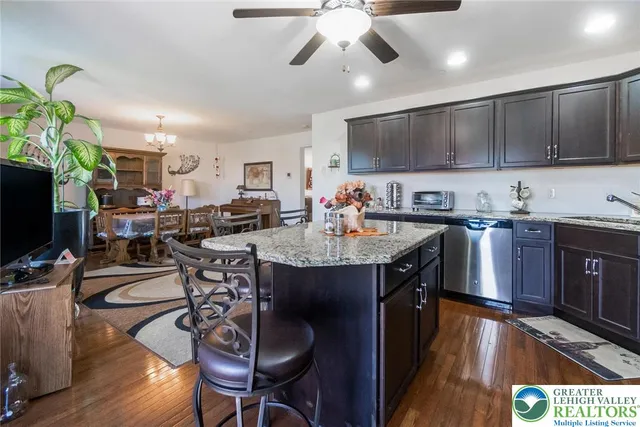 $415,000 | 977 South Fork Drive, Easton, PA 18040