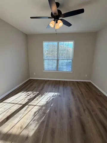 $379,000 | 725 Hartsfield Street, Aubrey, TX 76227