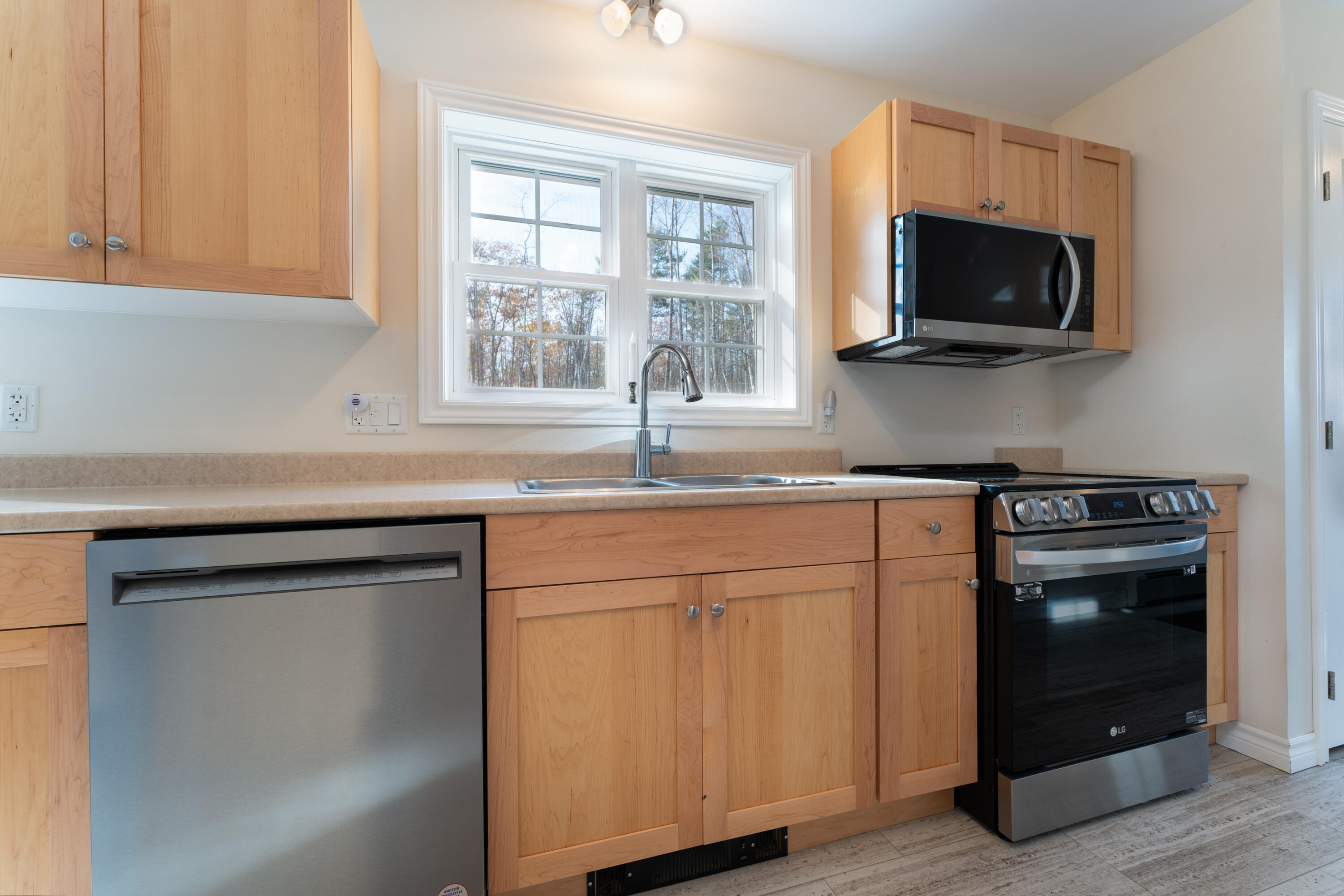 133 Phipps Point Road Woolwich, ME 04579 - Photo 23 of 38 Natural Color Maple Cabinetry