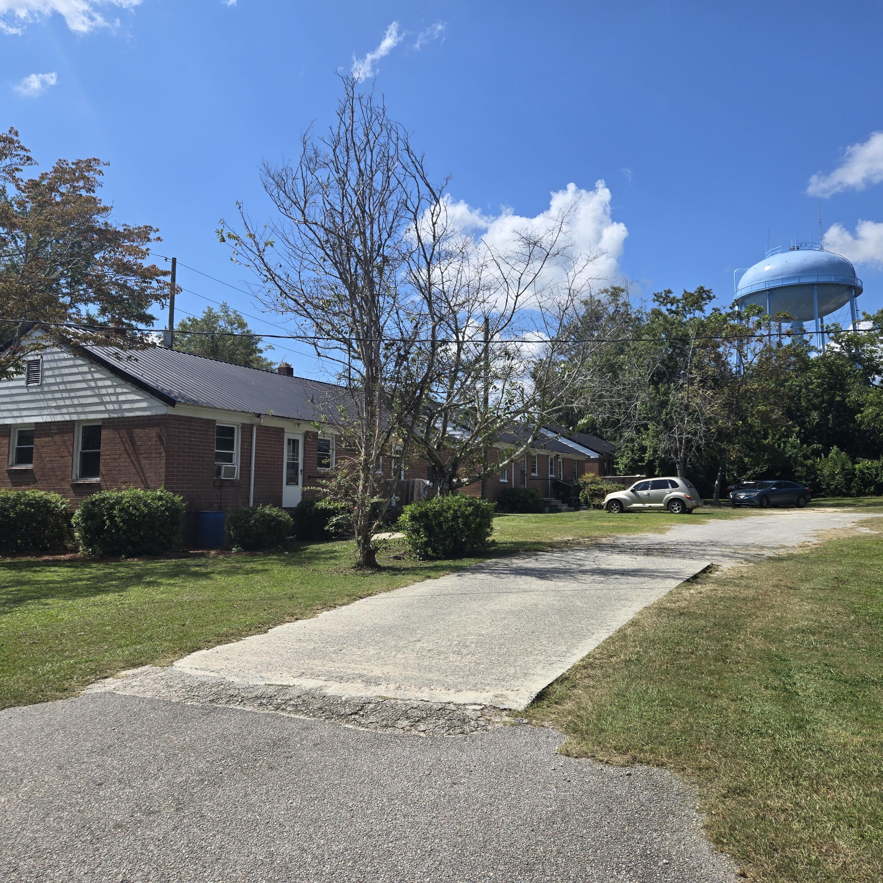 Entrance to 4 Duplexes