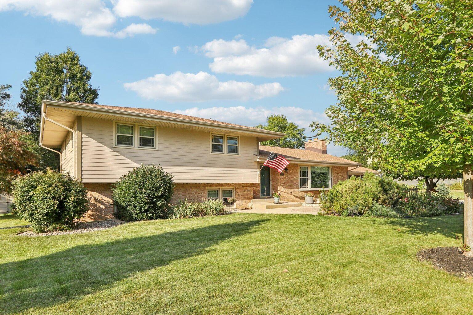 15300 Fieldstone Drive Brookfield, WI 53005 - Photo 1 of 1 15300 Fieldstone - Image