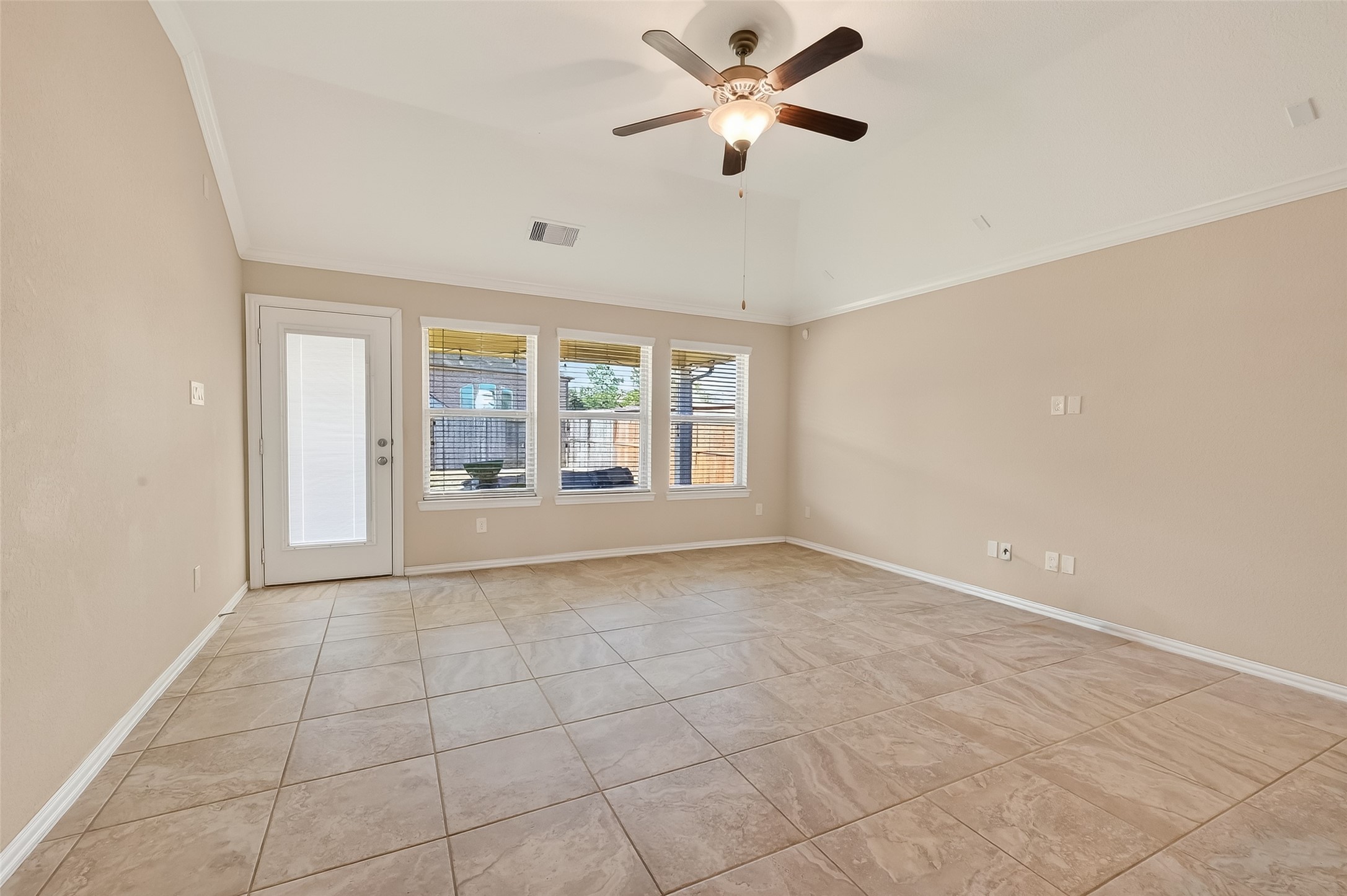 18139 Swallow Springs Way Spring, TX 77379 - Photo 22 of 41 Generously sized living room with windows for natural light