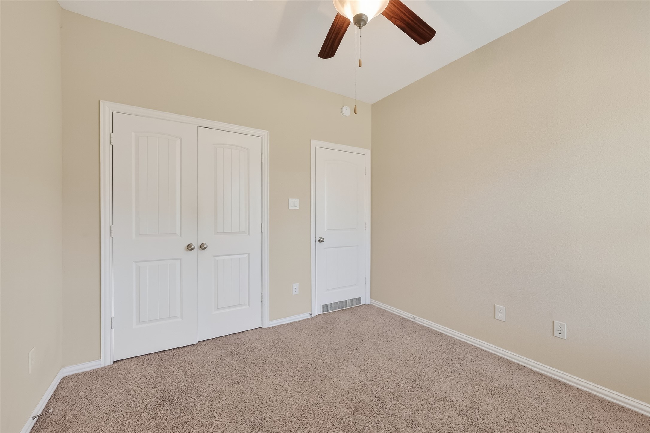 18139 Swallow Springs Way Spring, TX 77379 - Photo 28 of 41 Second bedroom