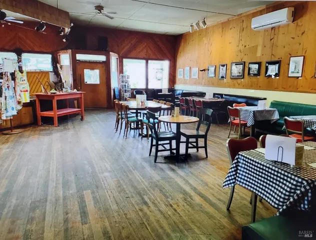 $999,000 | 14211 Highway 128, Boonville, CA 95415