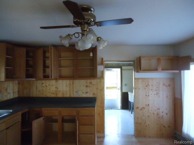 6545 Wellman Line Road Croswell, MI 48422 - Photo 4 of 13 DSC01907.JPG