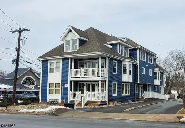 $2,500,000 | 1030 South Avenue, Westfield, NJ 07090