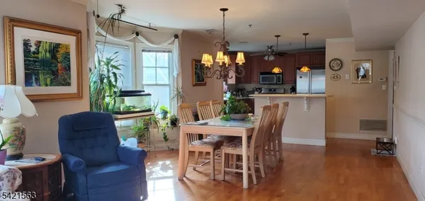 $2,500,000 | 1030 South Avenue, Westfield, NJ 07090