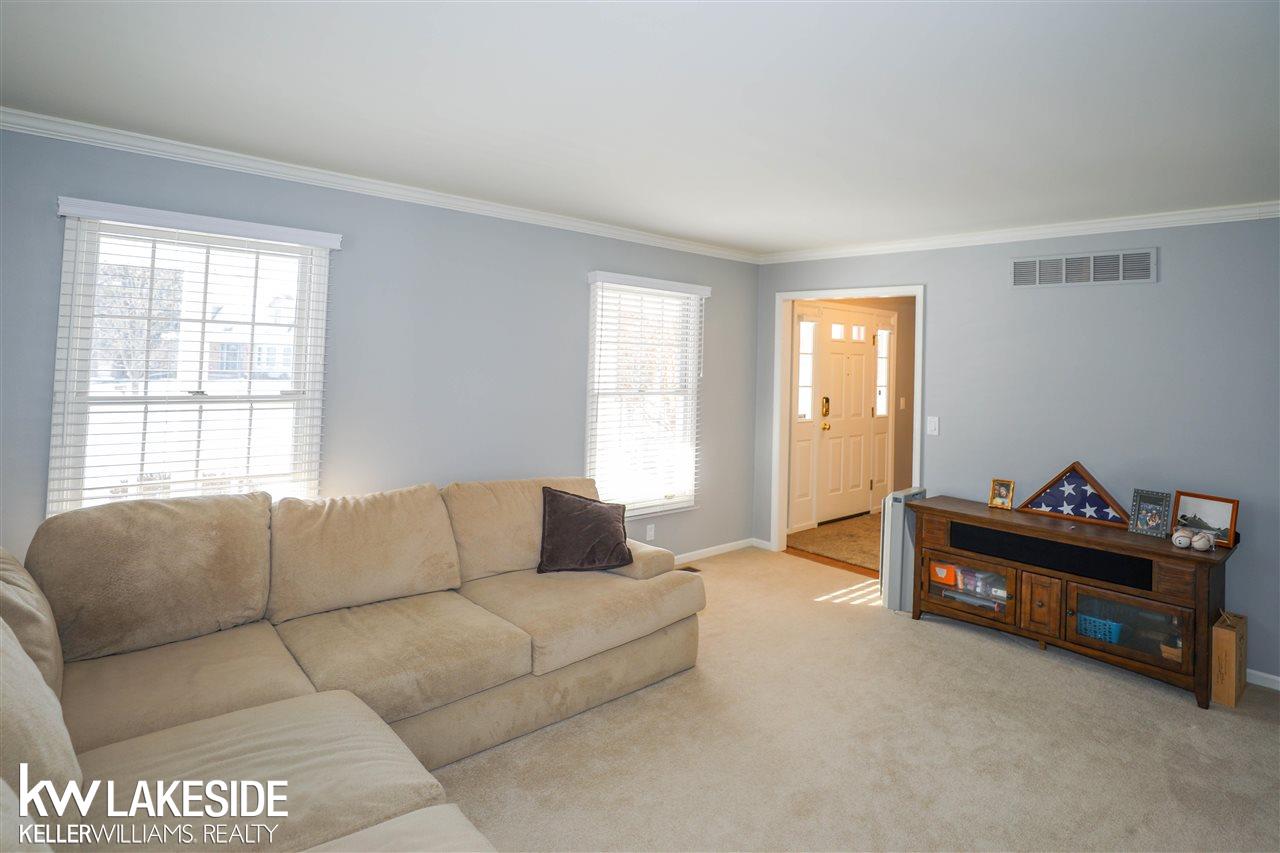 1494 Royal Crescent Street Rochester Hills, MI 48306 - Photo 17 of 37
