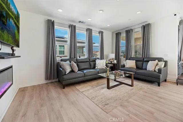 $570,000 | 32687 Brunello Way, Temecula, CA 92591