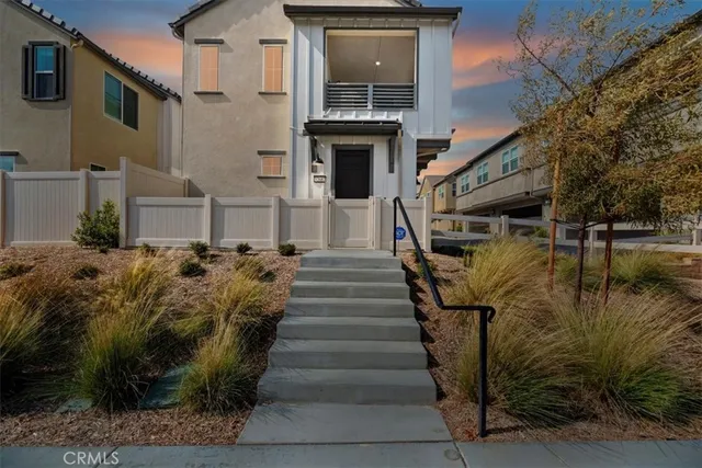 $570,000 | 32687 Brunello Way, Temecula, CA 92591