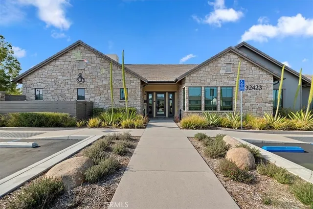 $570,000 | 32687 Brunello Way, Temecula, CA 92591