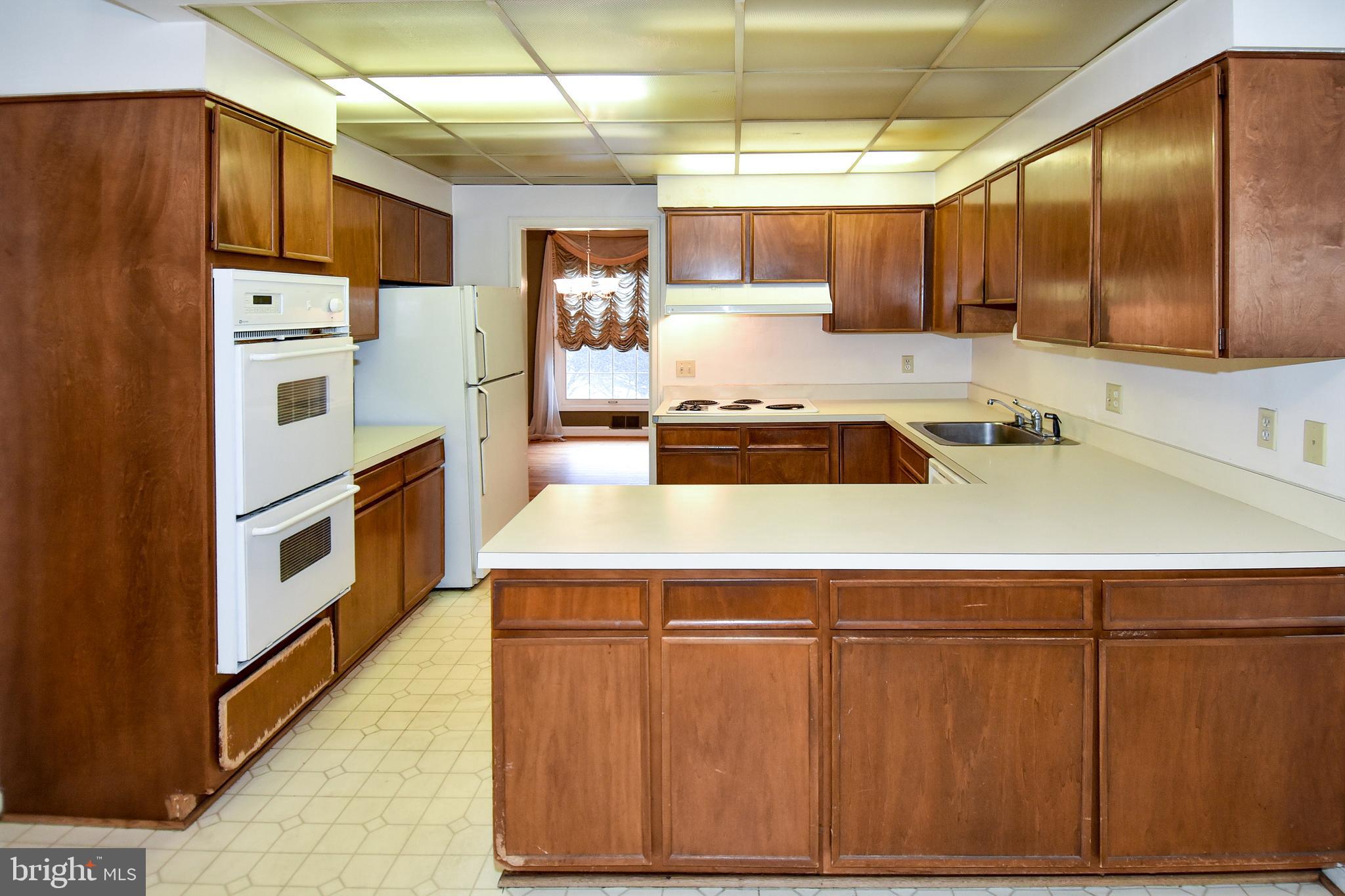 12703 Hammonton Road Silver Spring, MD 20904 - Photo 27 of 63 KITCHEN
