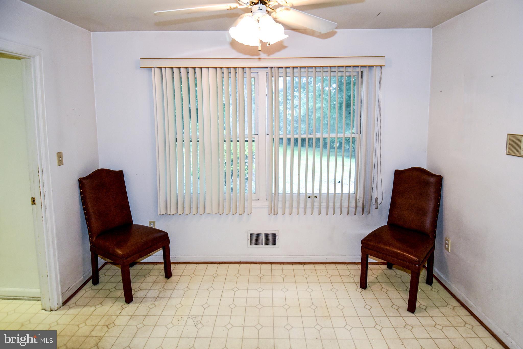 12703 Hammonton Road Silver Spring, MD 20904 - Photo 29 of 63 BREAKFAST ROOM OFF KITCHEN