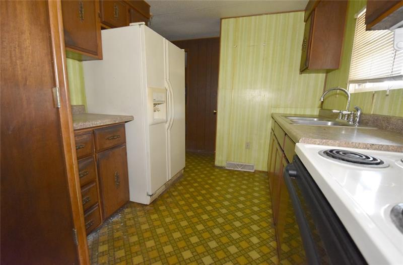 51 2nd Street Slovan, PA 15078 - Photo 7 of 24 Gallery Image 7