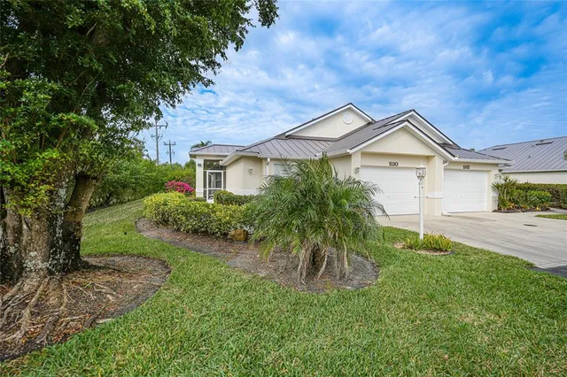 $295,000 | 530 Islamorada Boulevard, Punta Gorda, FL 33955