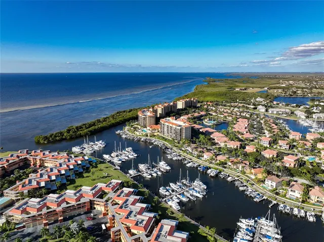 $295,000 | 530 Islamorada Boulevard, Punta Gorda, FL 33955