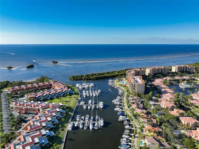 $295,000 | 530 Islamorada Boulevard, Punta Gorda, FL 33955