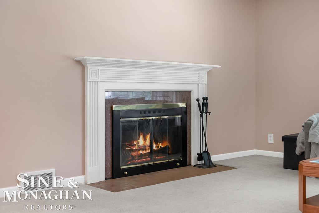840 Harcourt Road Grosse Pointe, MI 48230 - Photo 4 of 36