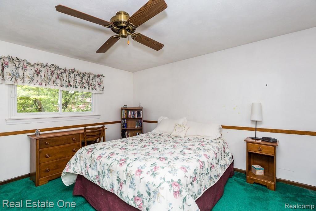 2420 Kimberly Fair Street Rochester Hills, MI 48309 - Photo 22 of 28