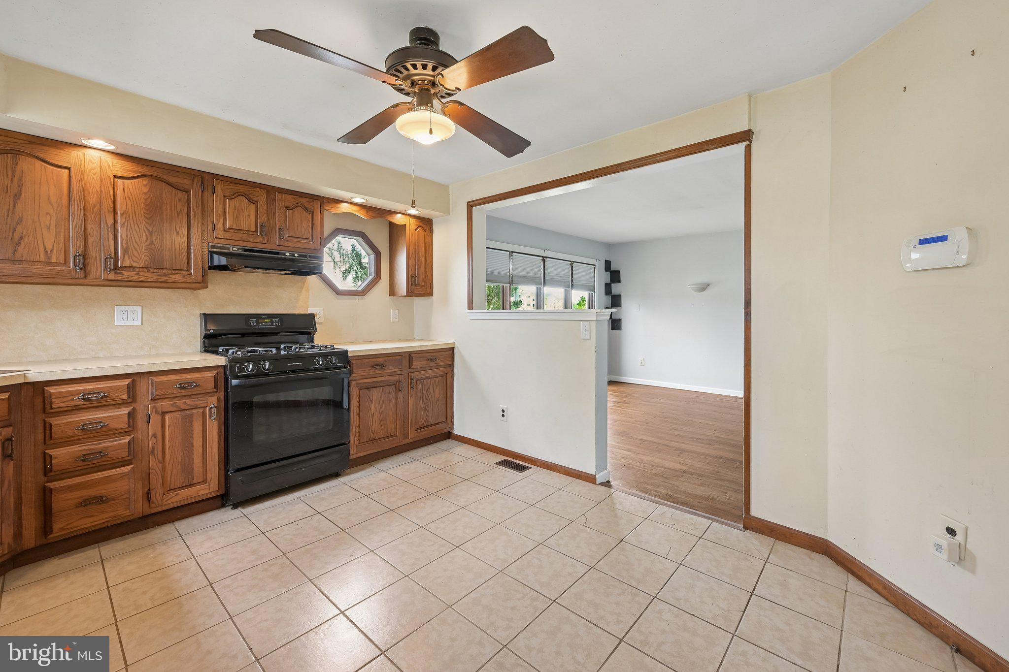 196 Tansboro Road Berlin, NJ 08009 - Photo 10 of 25 Kitchen