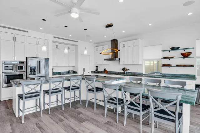 $4,175,000 | 2010 Sombrero Beach Road, Marathon, FL 33050