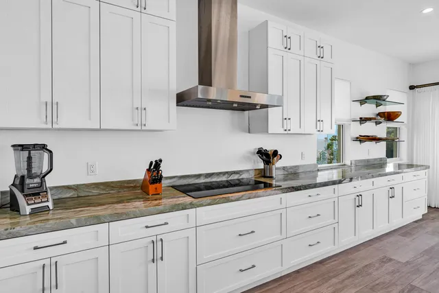 $4,175,000 | 2010 Sombrero Beach Road, Marathon, FL 33050