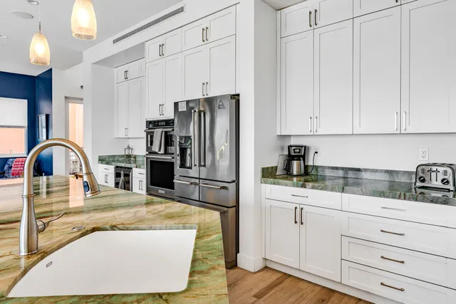 $4,175,000 | 2010 Sombrero Beach Road, Marathon, FL 33050