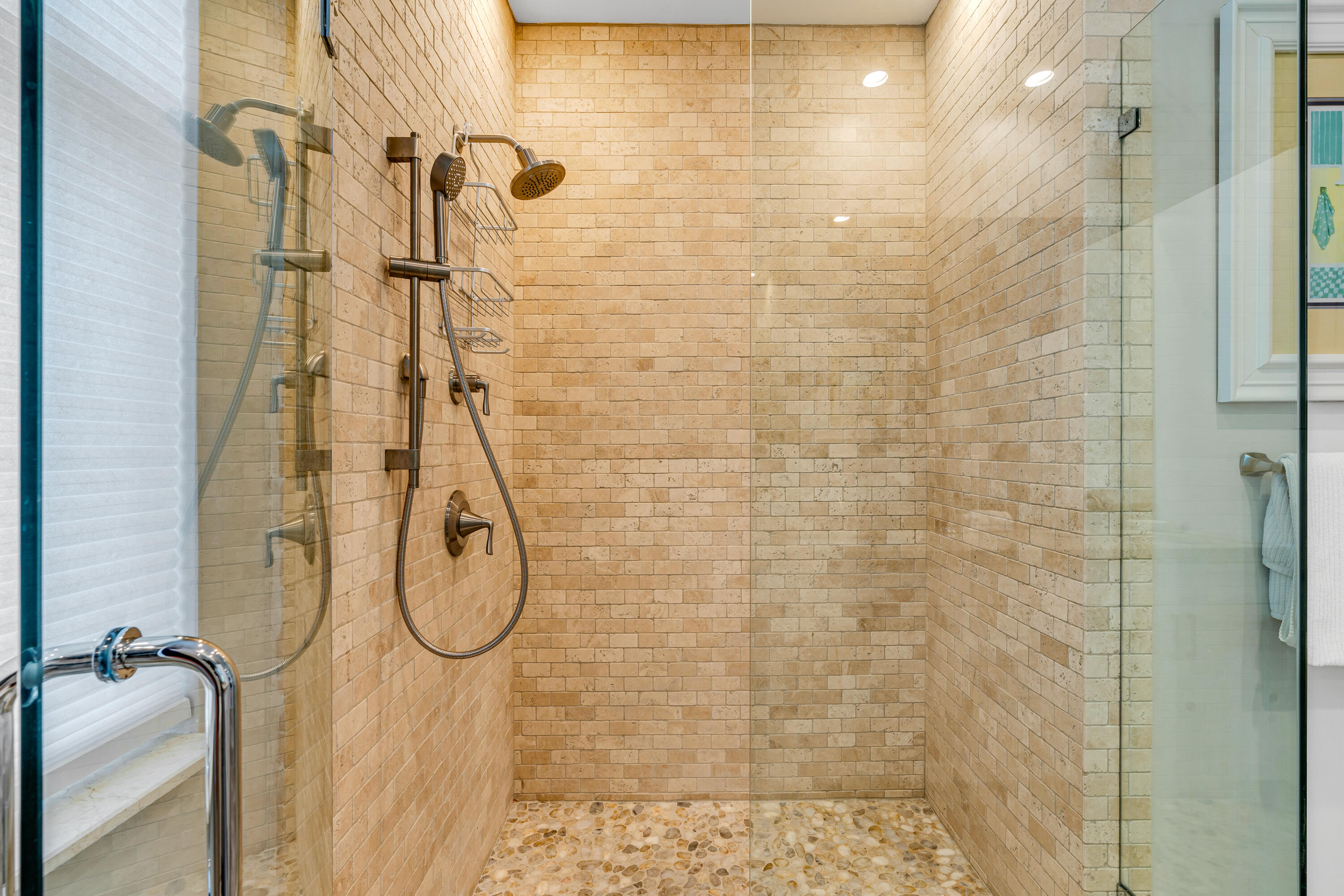 2010 Sombrero Beach Road Marathon, FL 33050 - Photo 27 of 55 Guest bath 1