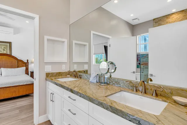 $4,175,000 | 2010 Sombrero Beach Road, Marathon, FL 33050