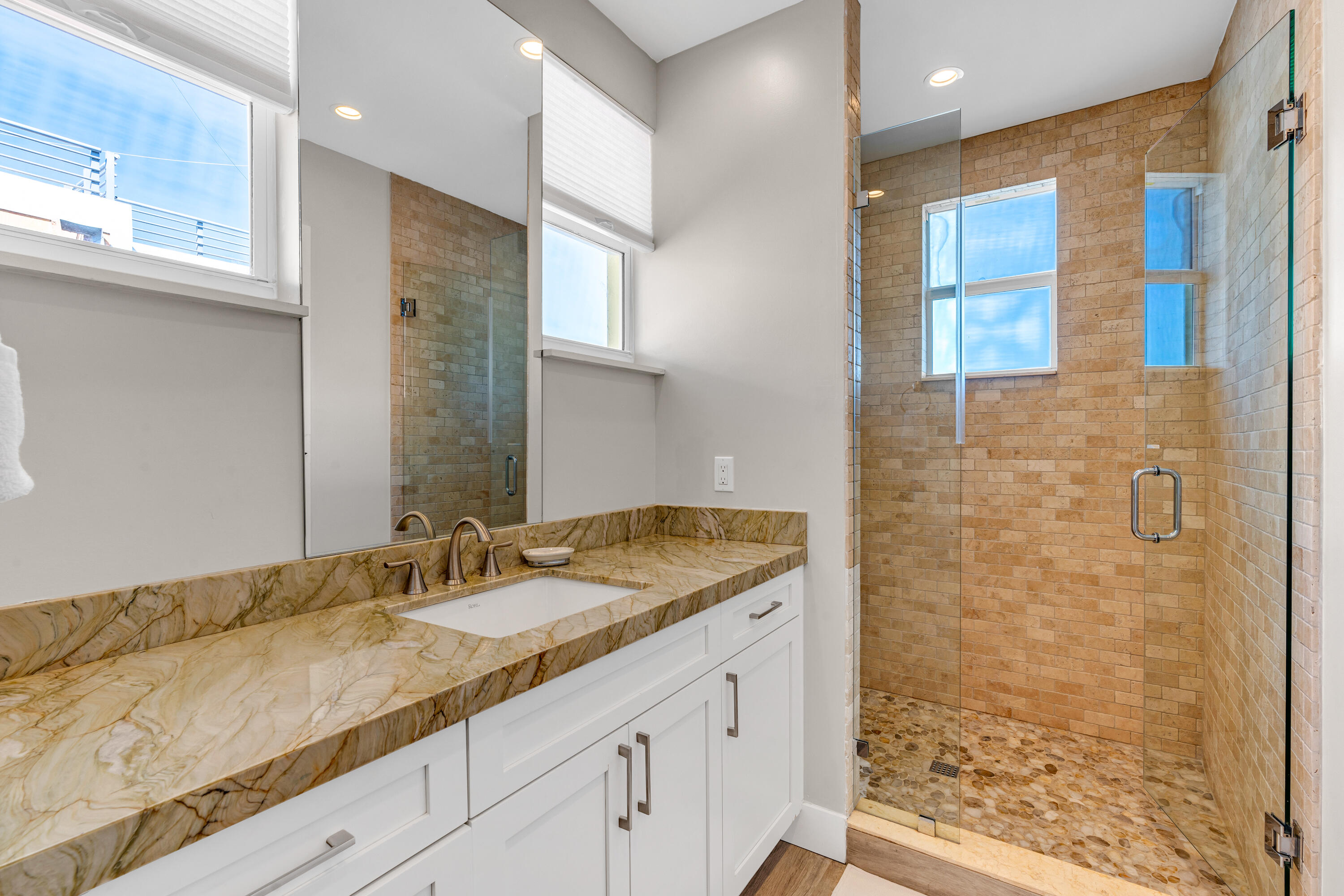 2010 Sombrero Beach Road Marathon, FL 33050 - Photo 40 of 55 Guest bath 3