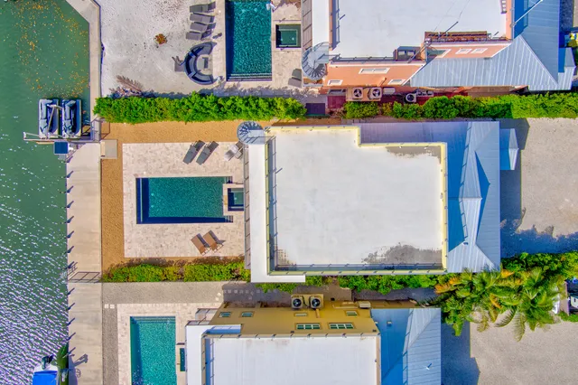 $4,175,000 | 2010 Sombrero Beach Road, Marathon, FL 33050