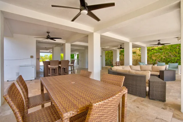 $4,175,000 | 2010 Sombrero Beach Road, Marathon, FL 33050