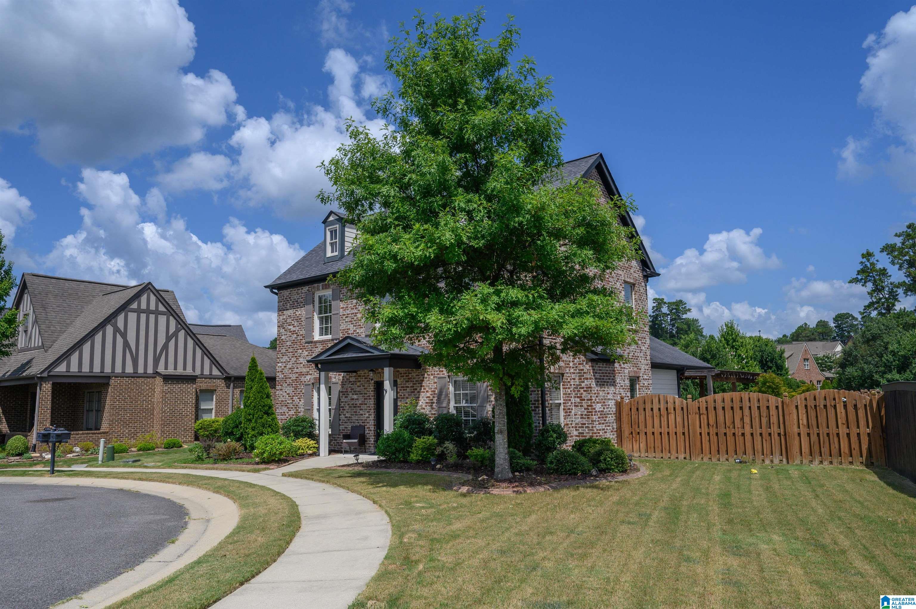 1586 Chace Way Birmingham, AL 35244 - Photo 3 of 40