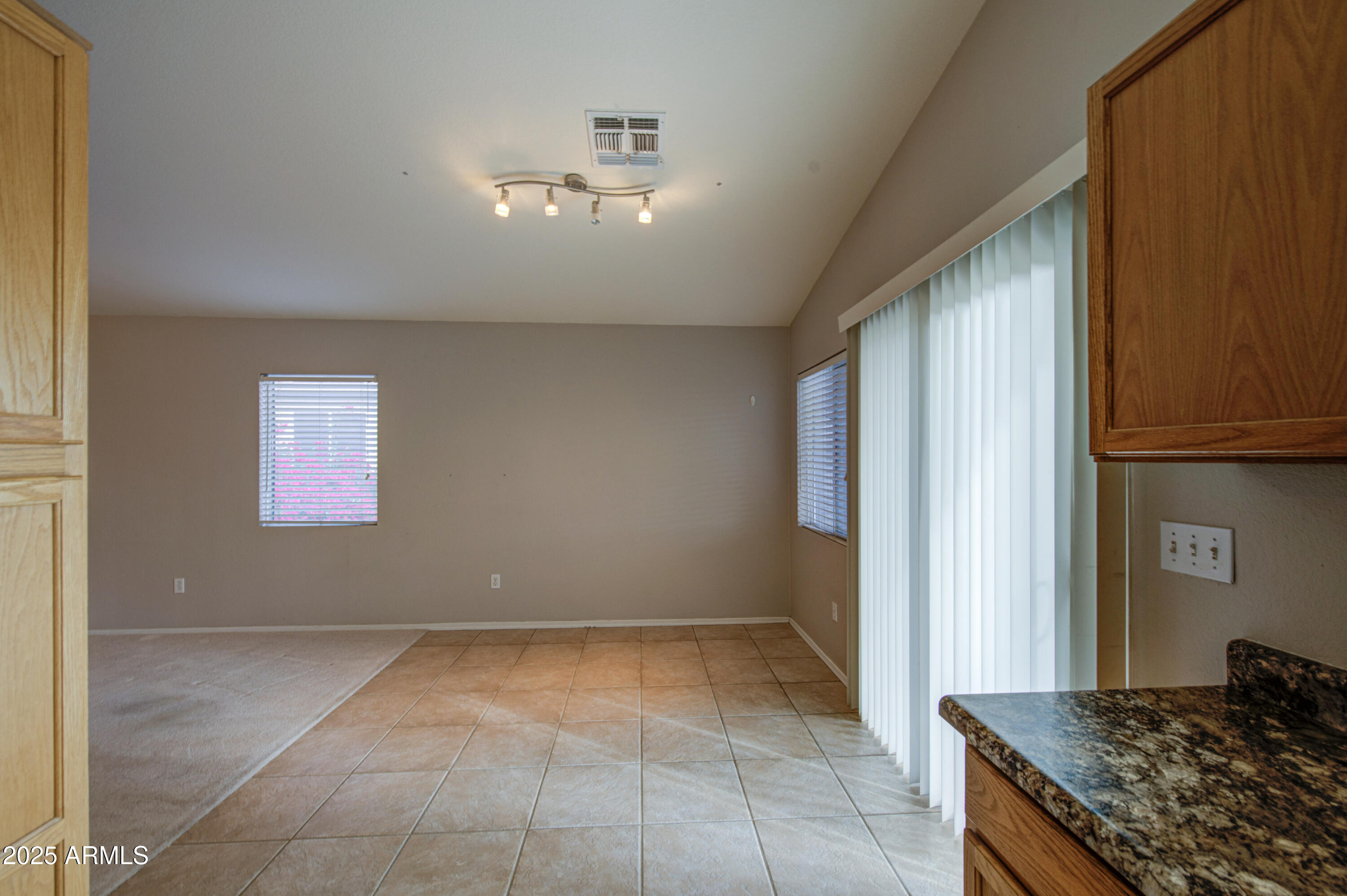 11465 East Cicero Street Mesa, AZ 85207 - Photo 15 of 36 a view of kitchen and utility room