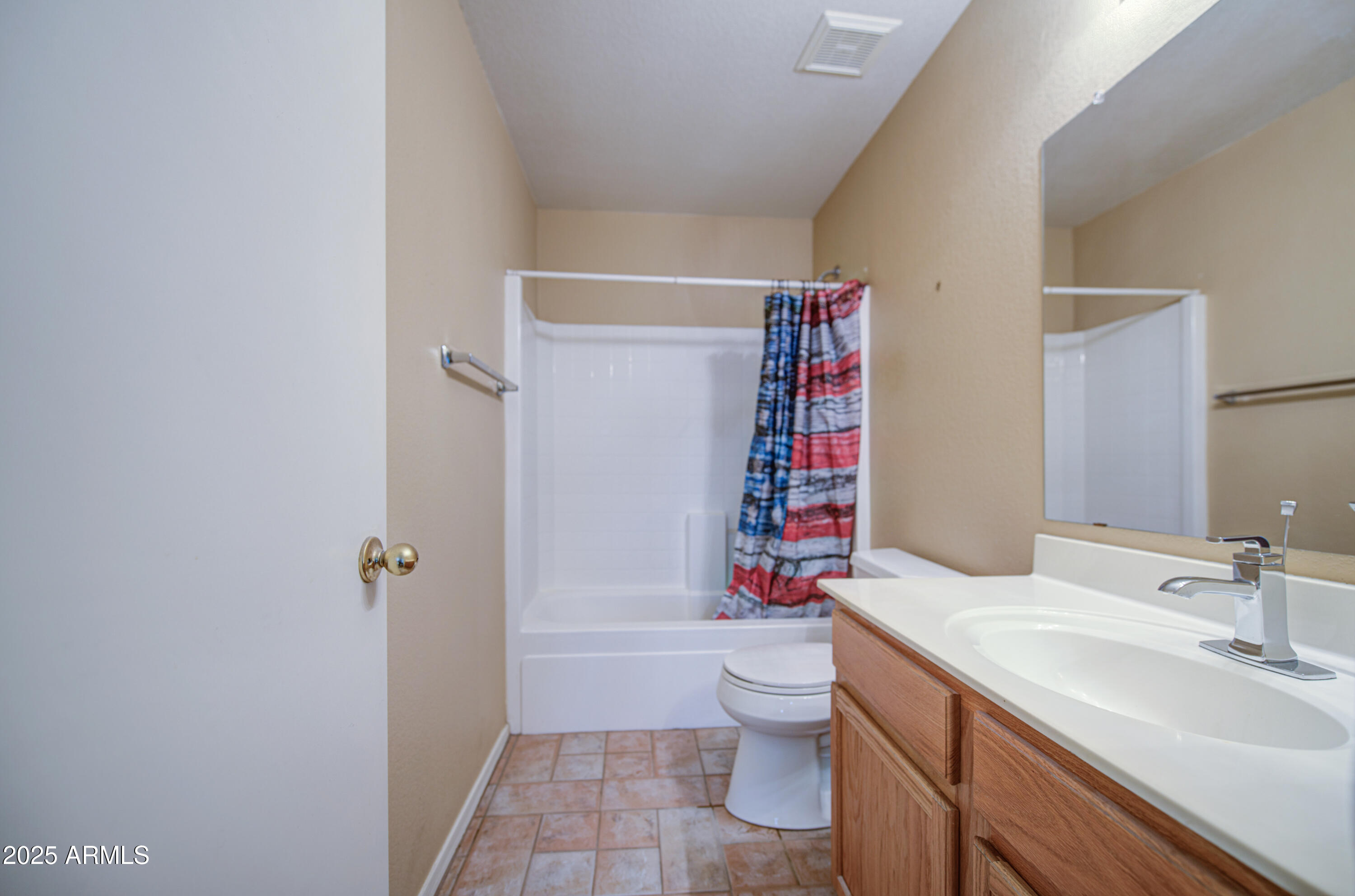11465 East Cicero Street Mesa, AZ 85207 - Photo 21 of 36 a bathroom with a sink toilet and shower