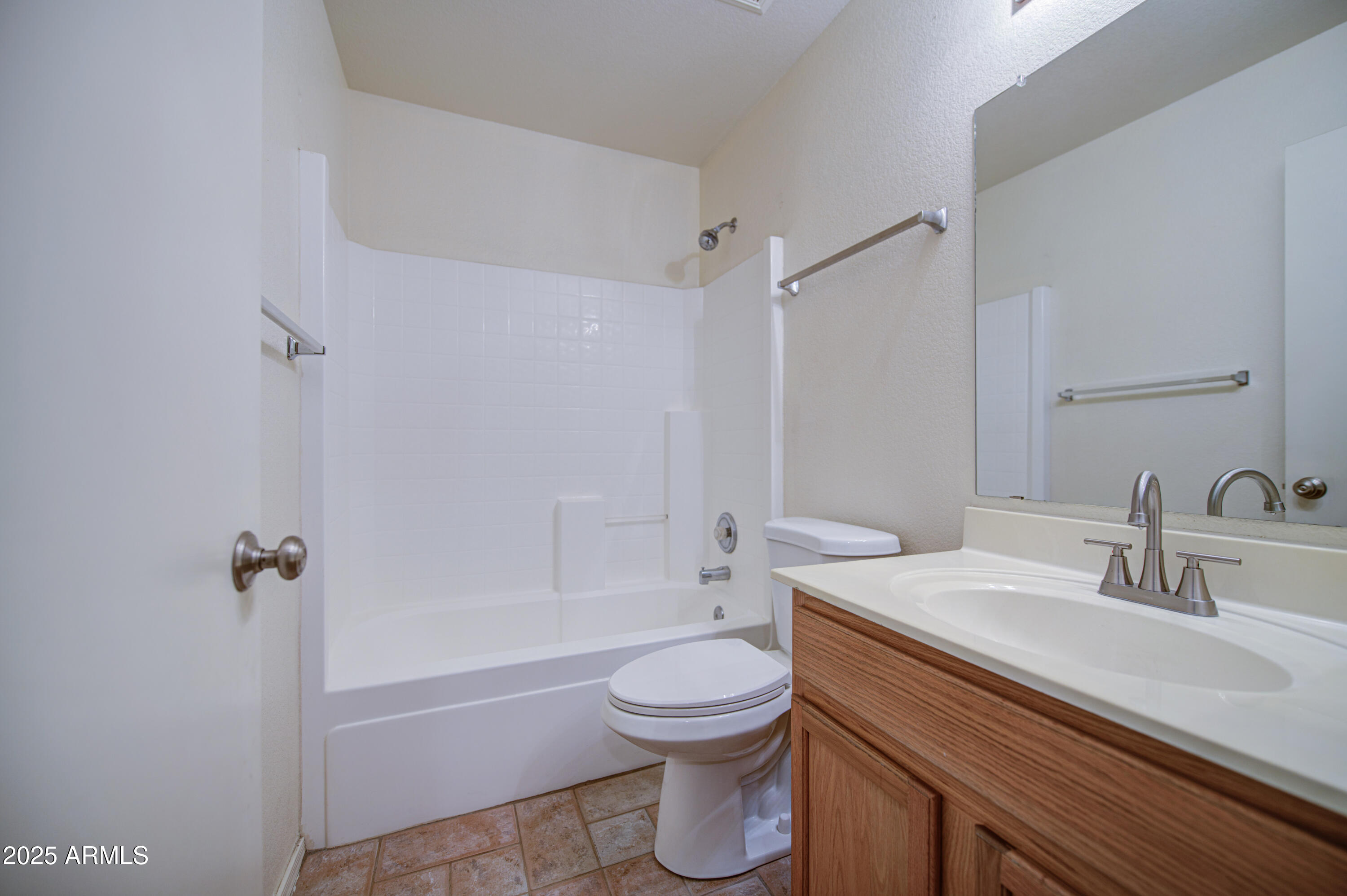 11465 East Cicero Street Mesa, AZ 85207 - Photo 28 of 36 a bathroom with a sink a toilet and shower