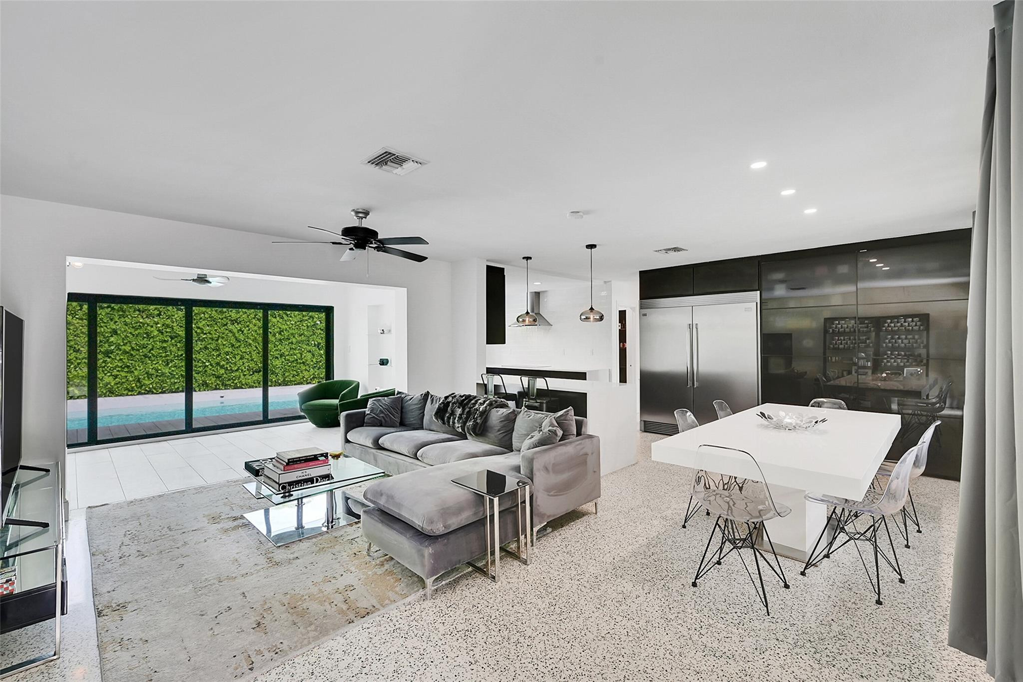 535 Northeast 113th Street Miami, FL 33161 - Photo 3 of 47 Photo 3